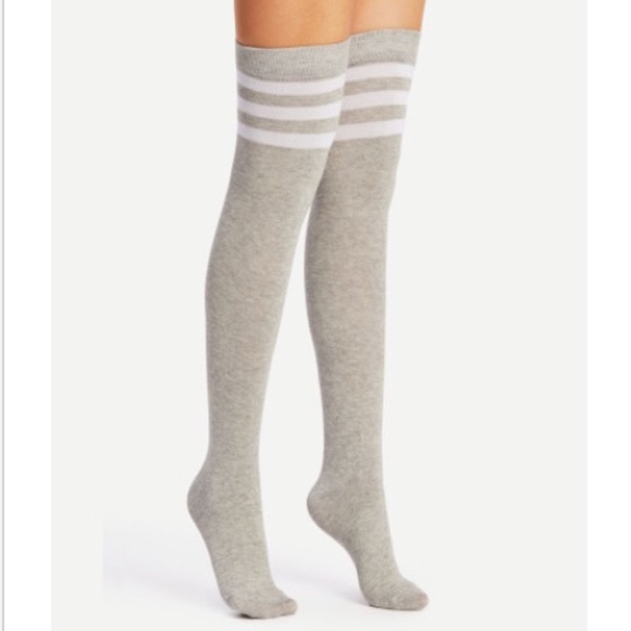 NEW 2 Varsity Stripe Over The Knee Socks Set - Picture 2 of 3